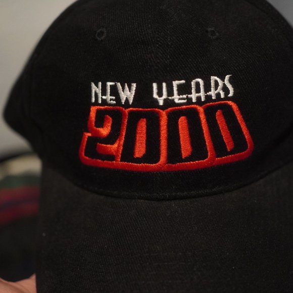 Y2K Snapback - Picture 2 of 4